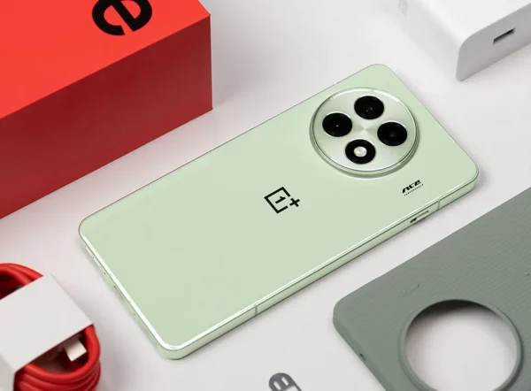 Nouveau Oneplus Ace 5 5G Smartphone Snapdragon 8 Gen 3 6.78 "AMOLED 120hz affichage 6415mAh 80W chargeur 50.0MP caméra Android 15.0 OTA – Image 12